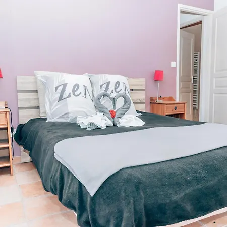 Сasa de vacaciones Maison Familiale Avec Piscine Privée à Pied Frais De Gestion Du 160e En Supplément à L'arrivée Family With Private Pool Within Walking Distance Management Fee 160e Payable Upon Arrival