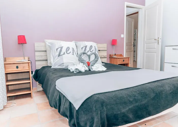 Сasa de vacaciones Maison Familiale Avec Piscine Privée à Pied Frais De Gestion Du 160e En Supplément à L'arrivée Family With Private Pool Within Walking Distance Management Fee 160e Payable Upon Arrival